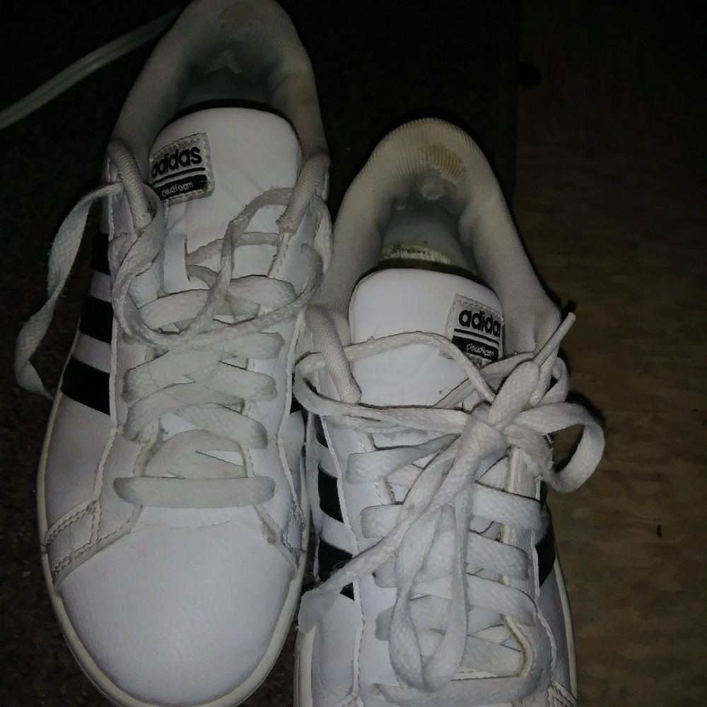 Adidas - Picture 3 of 6